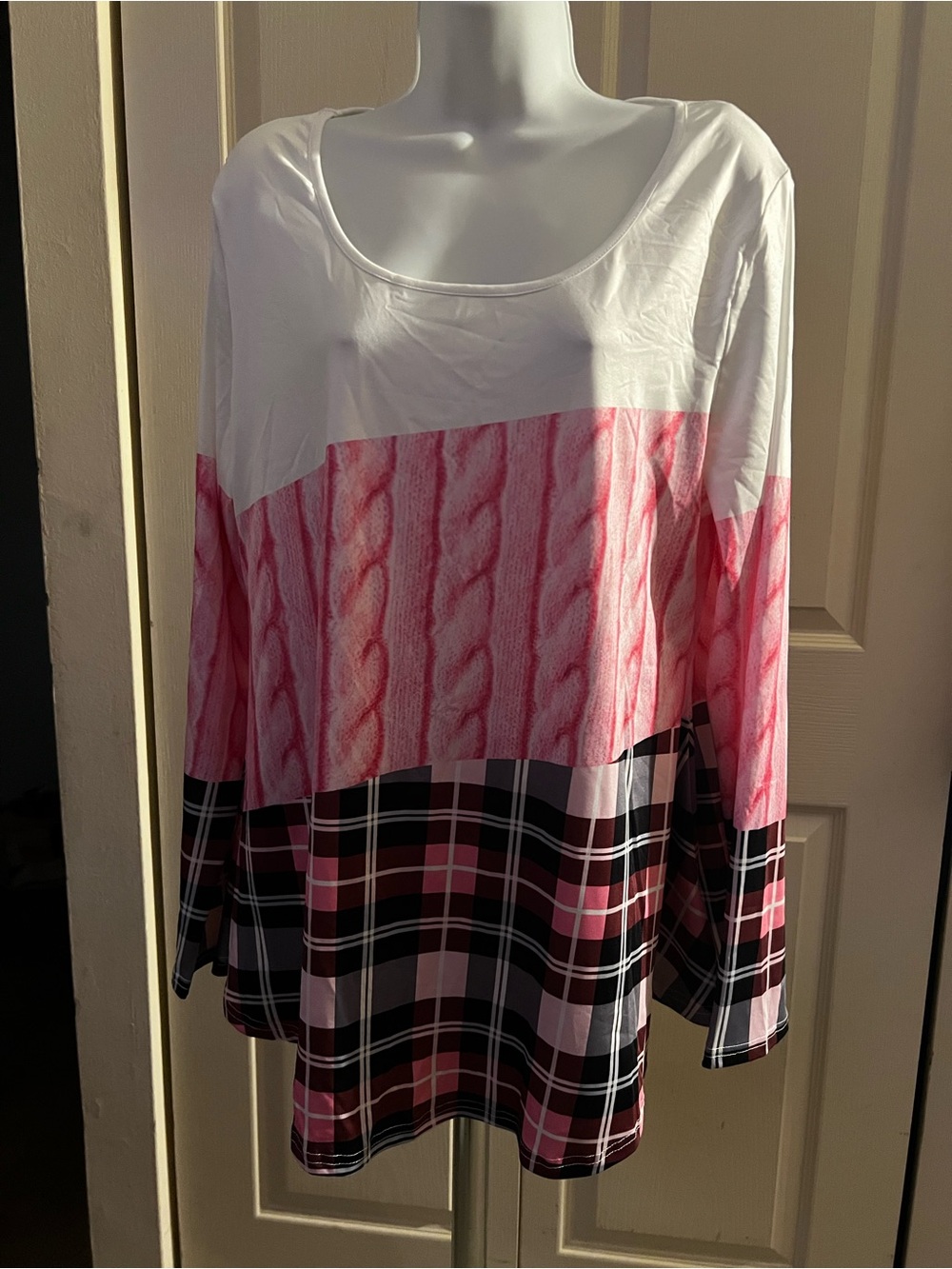 Women’s Pink & White Long-Sleeve Mixed-Print Top w/ long pants